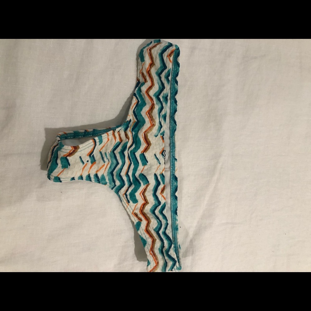 Roxy bikini bottoms, size S